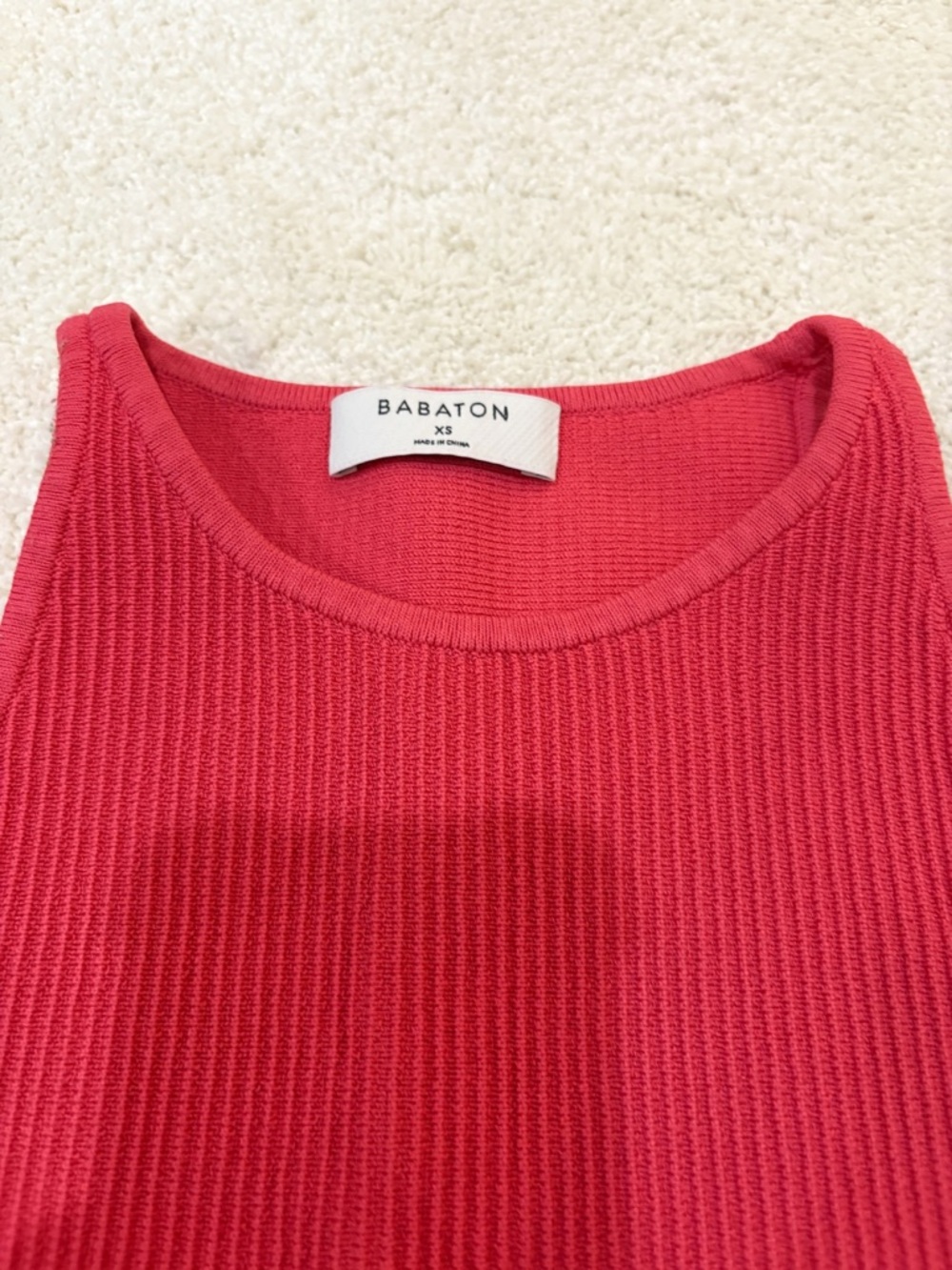 Aritzia Babaton Dark Pink Red Sleevless Ribbed Cropped Tank - Picture 2 of 8